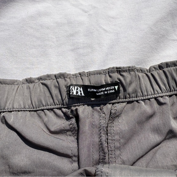 ZARA Wide-Leg Parachute Pants – Size M 🖤 - Picture 4 of 5